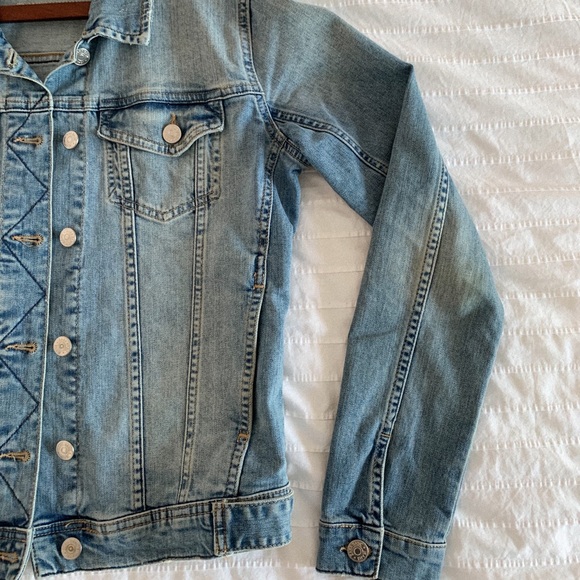 Zara Denim Jacket | Jean | Light/Medium Wash - Picture 5 of 7